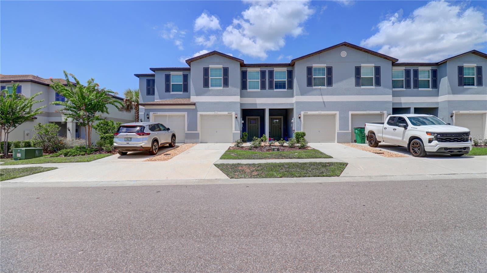 36427 Garden Wall Way photo 2