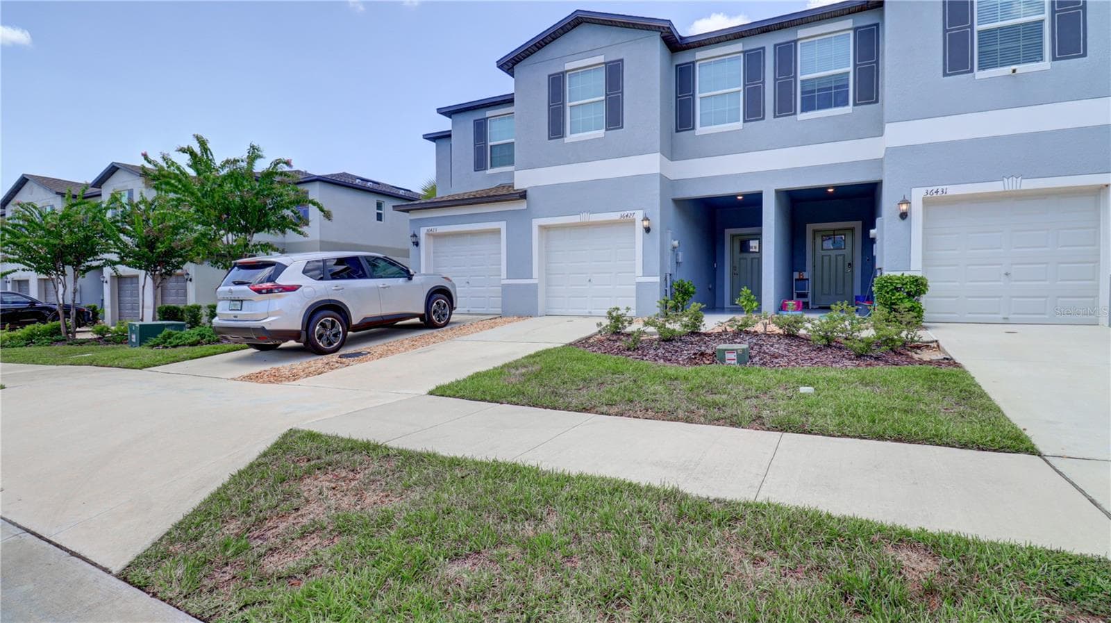 36427 Garden Wall Way photo 3