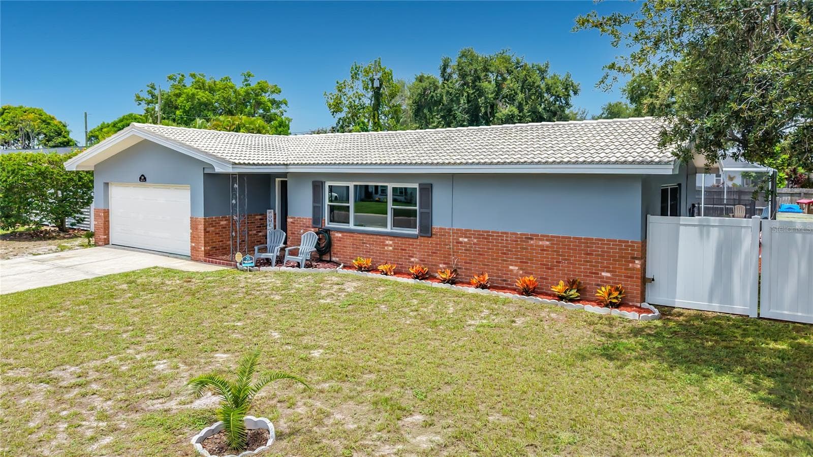 2198 Academy Dr photo 5