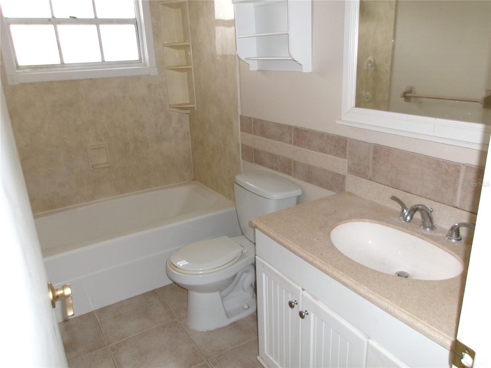 12709 Clock Tower Pkwy photo 5