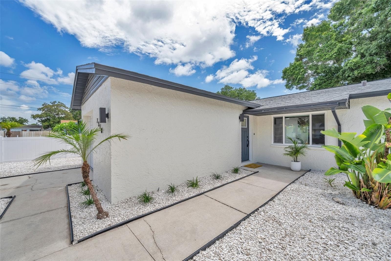 2310 Mary Sue St photo 3