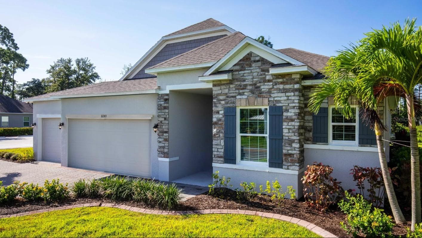 1421 Meredith Dr photo 2