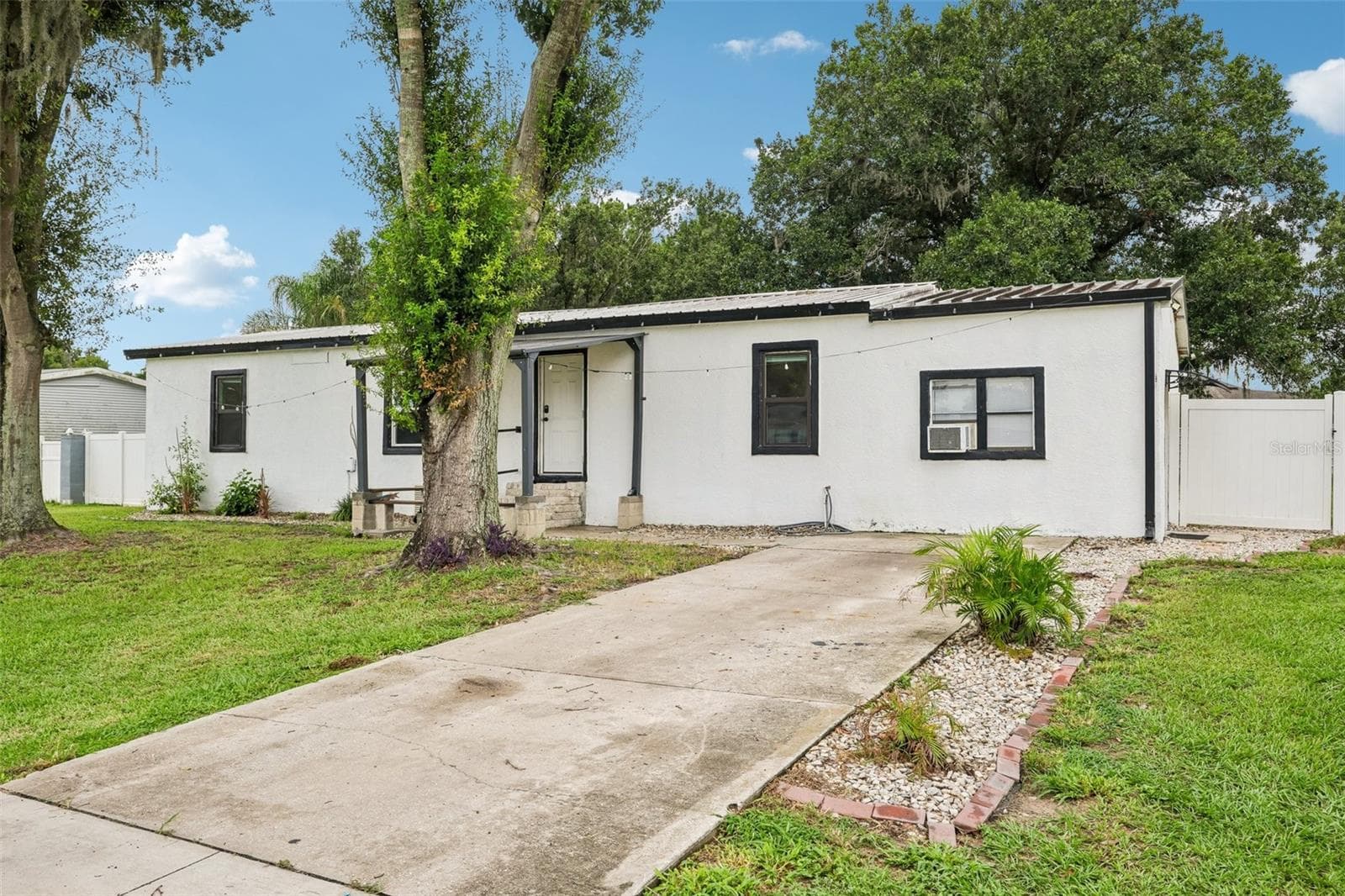 8620 Indian Ridge Trl photo 2