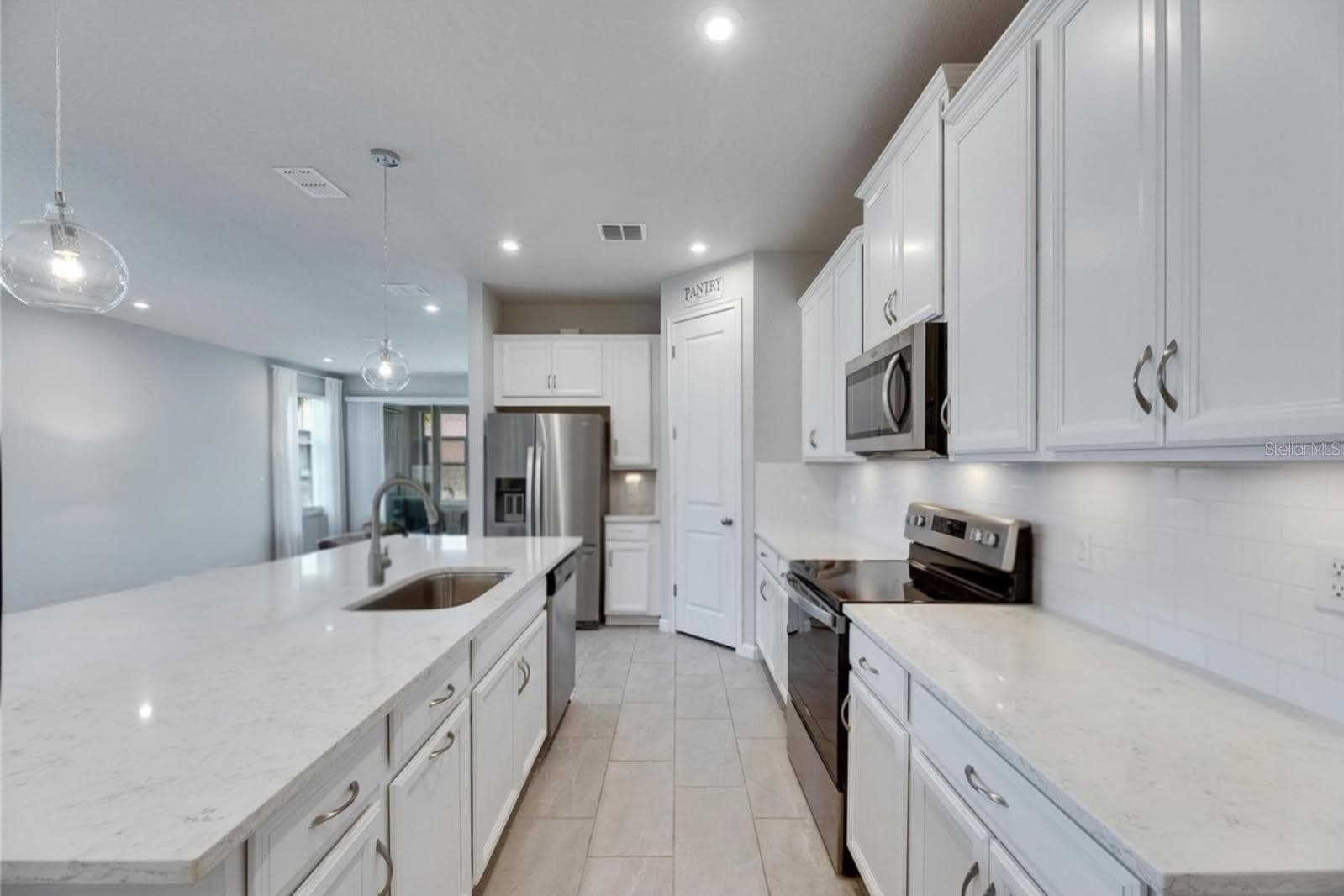 3719 Laughing Dove Ave photo 2