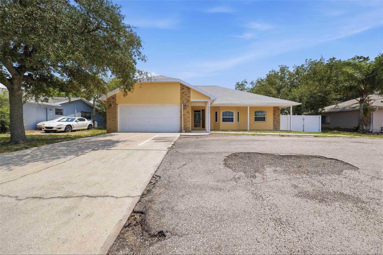 10154 Spring Hill Dr photo 4