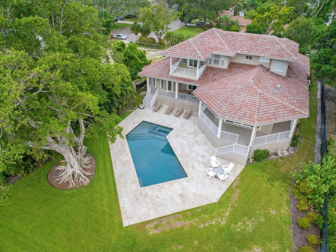 5918 Bahama Shores Dr S photo 4