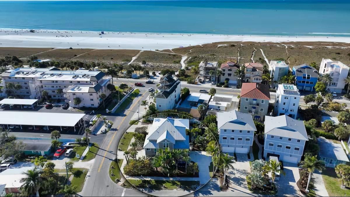 5610 Avenida Del Mare photo 2