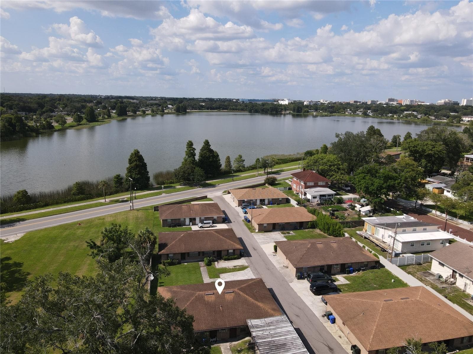 101 Lake Hunter Dr #12 photo 3