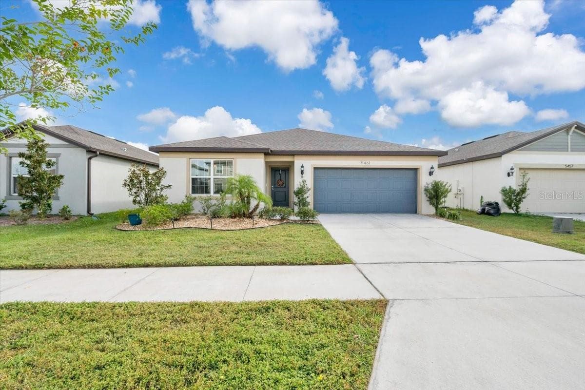 5461 Keaton Springs Dr photo 2