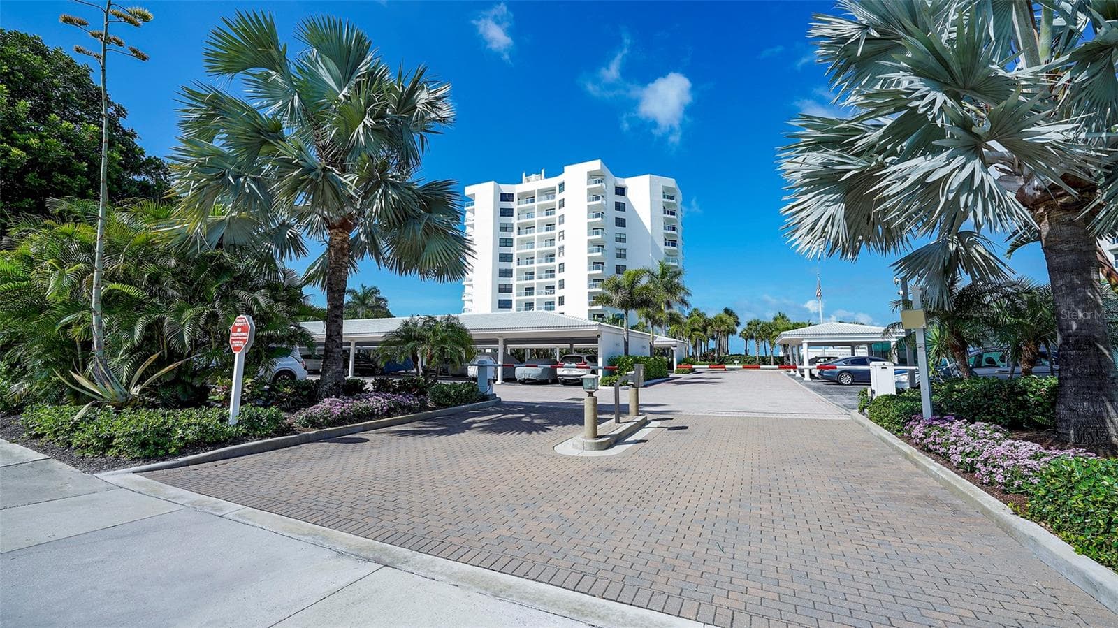 1000 Longboat Club Rd #304 photo 5