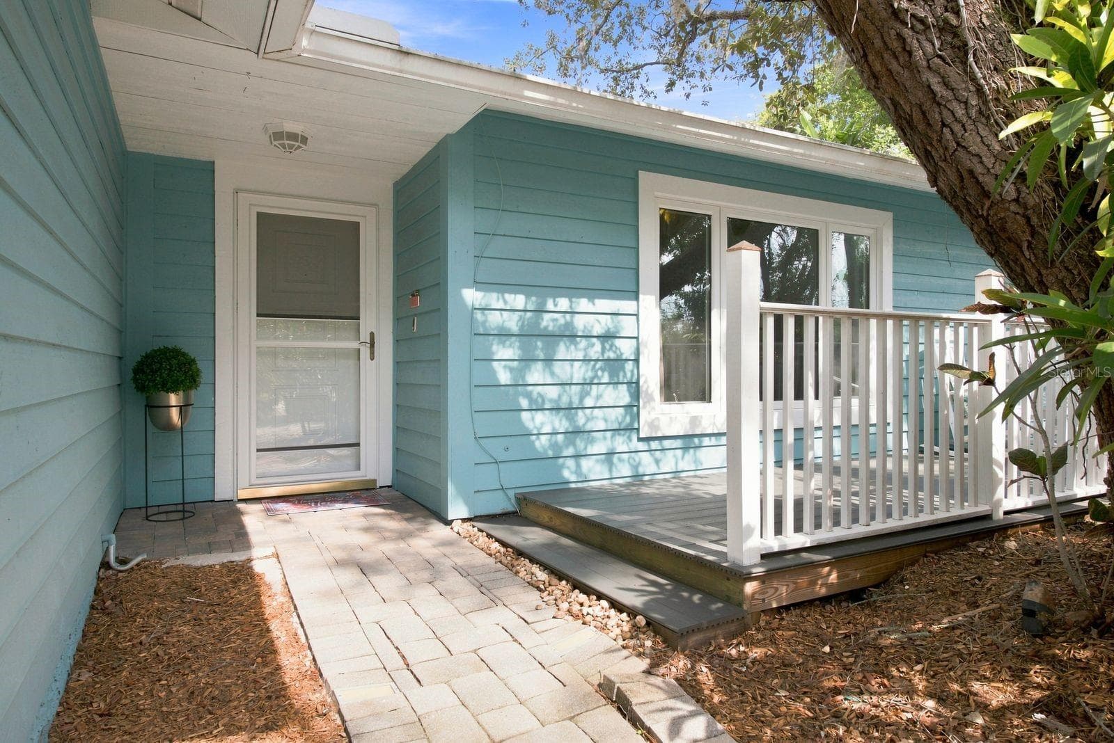 1111 Carlton Rd photo 2