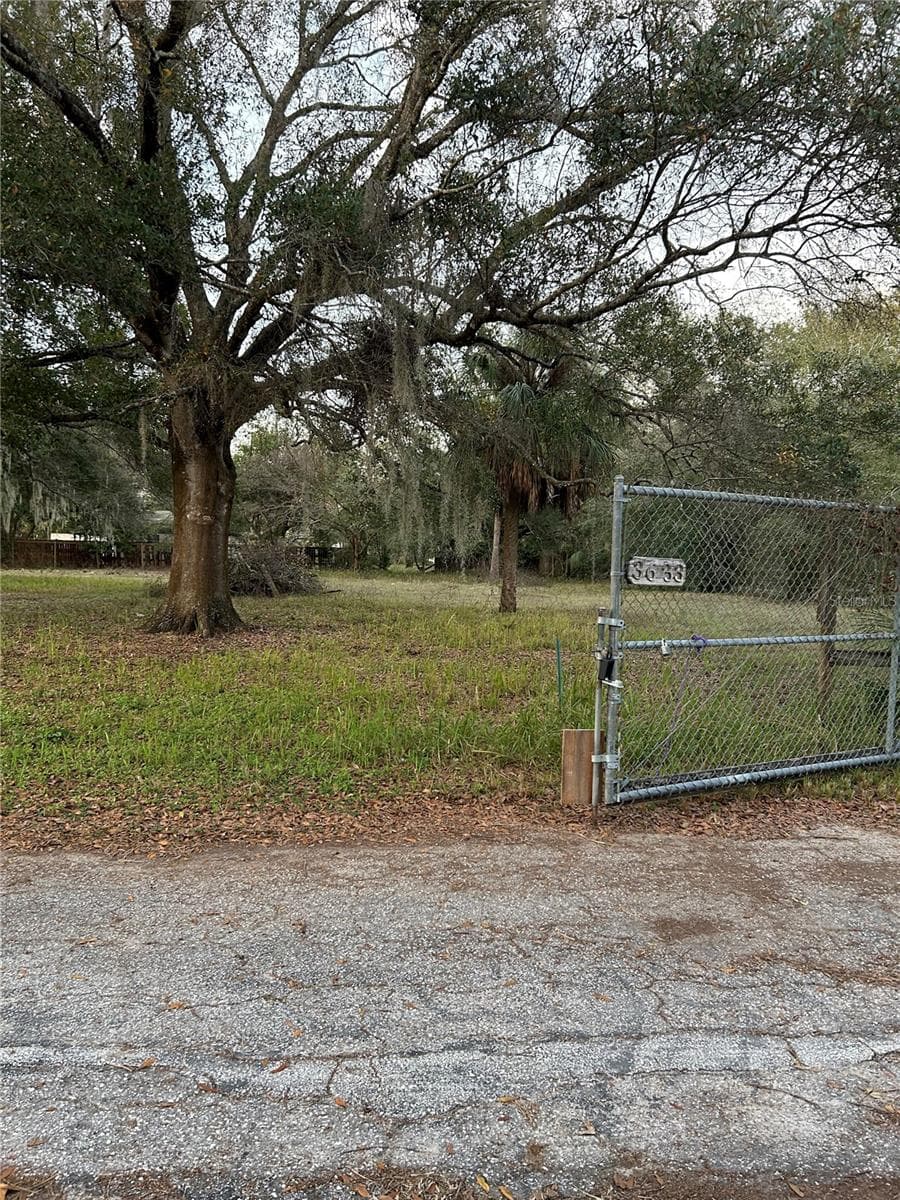3633 Apfel Rd photo 3