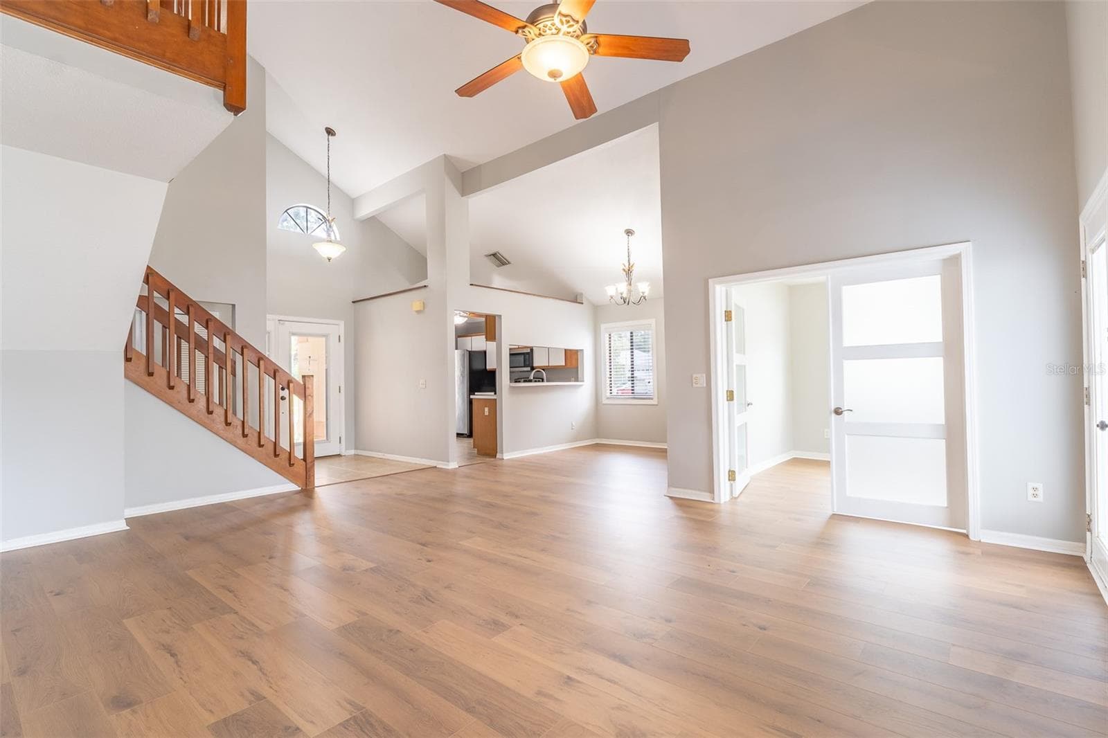 4308 Kipling Ave photo 3