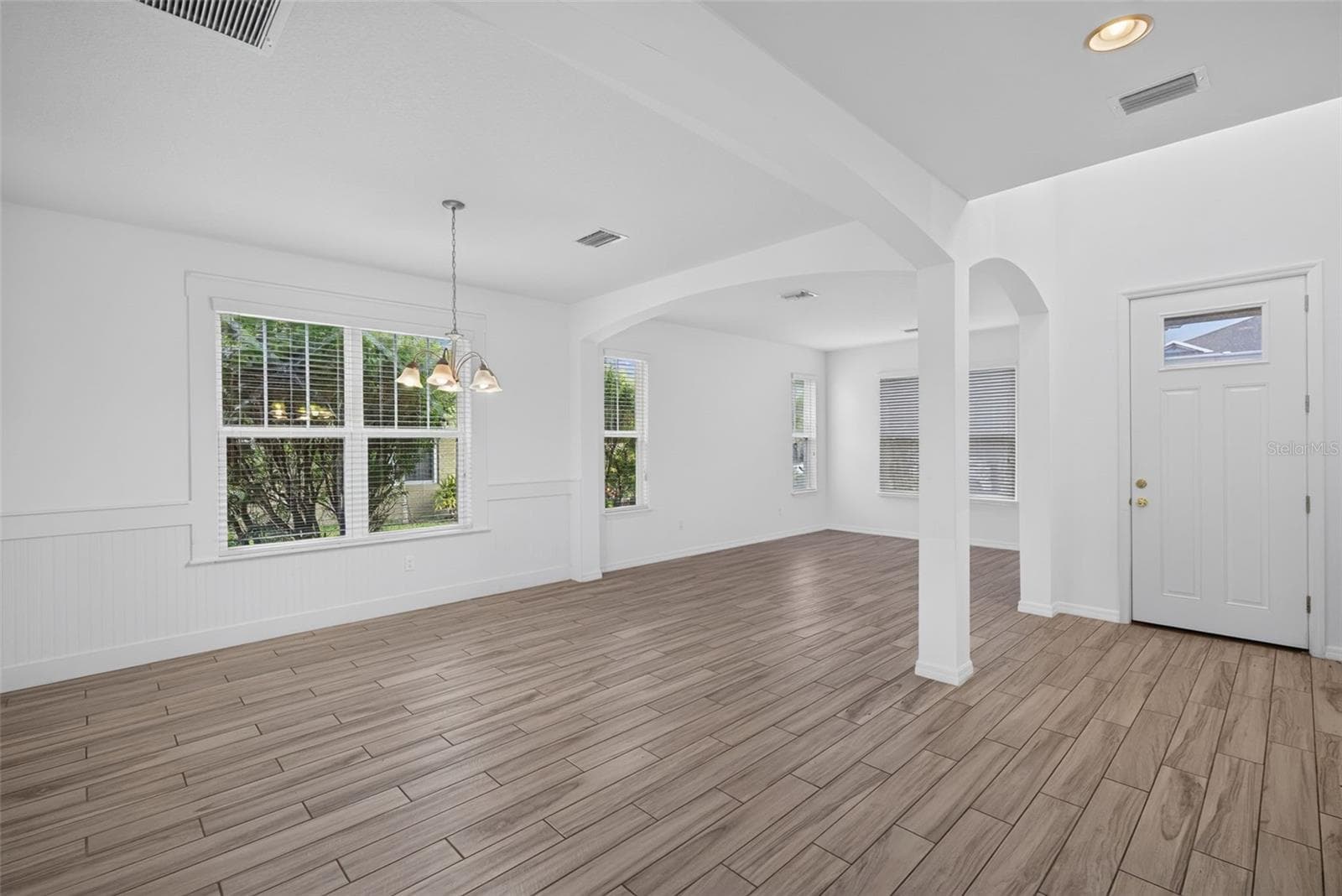 5934 Anise Dr photo 3