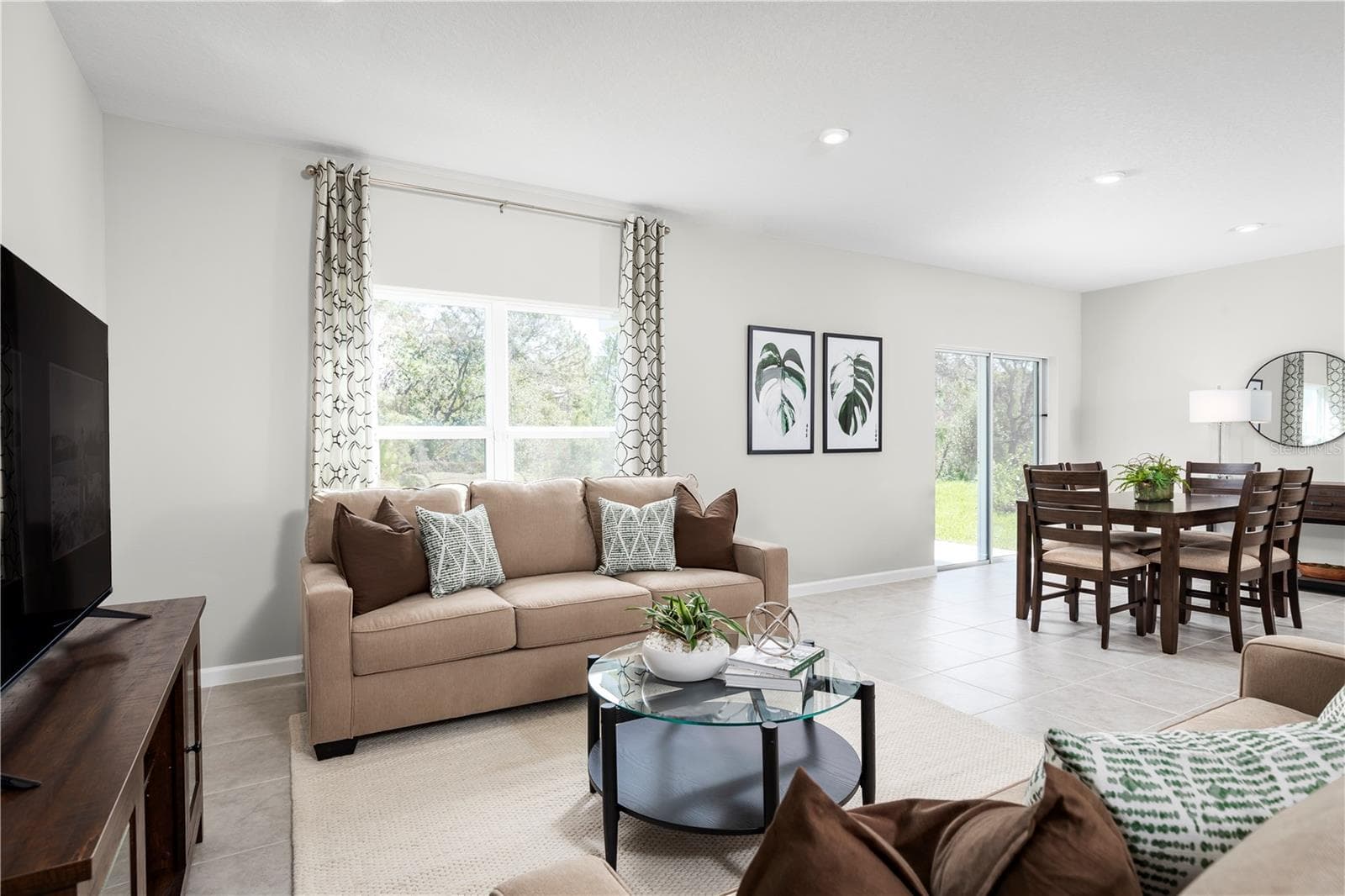 6951 Sundial Dr photo 2