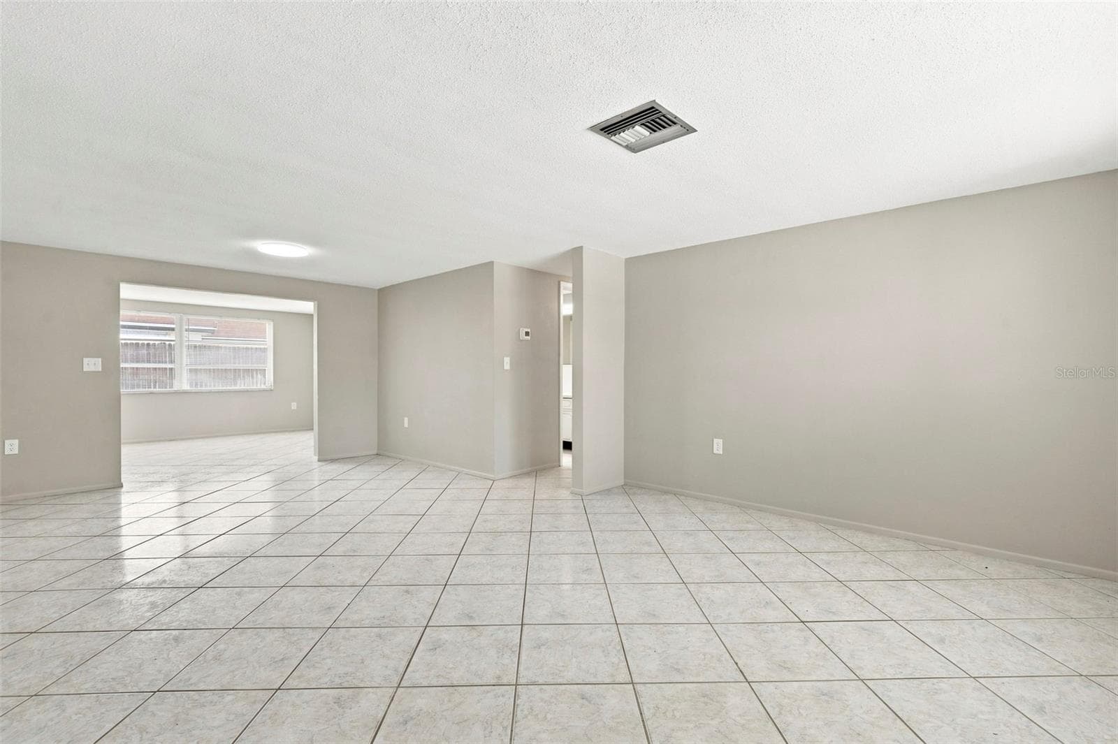 8936 Windsong Ln photo 3