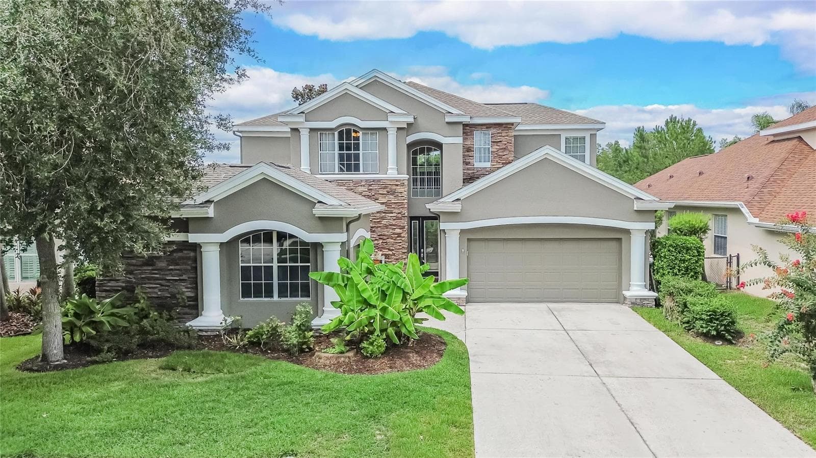 10103 Deercliff Dr photo 2