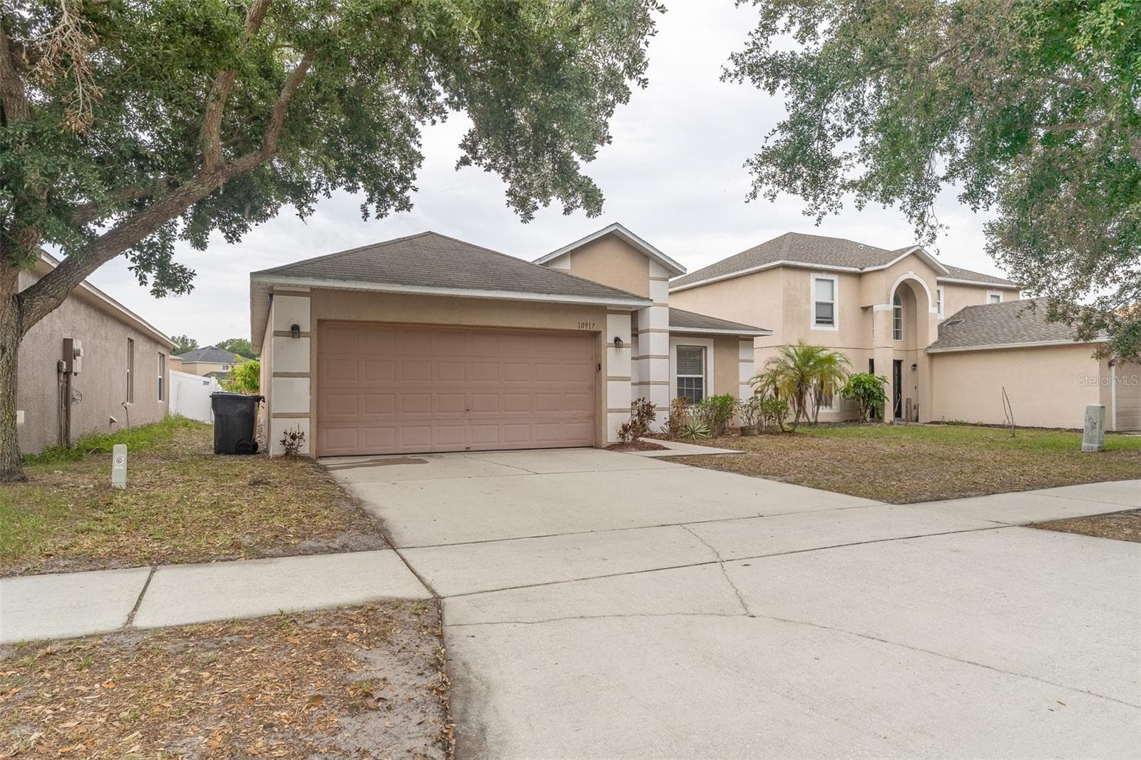 10917 Banyan Wood Way photo 3