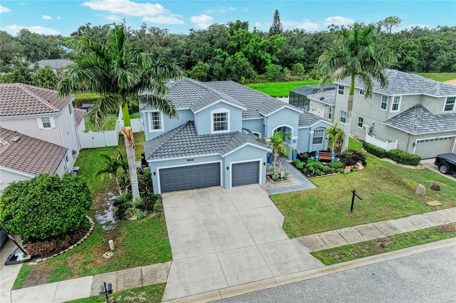 1656 Pinyon Pine Dr photo 2