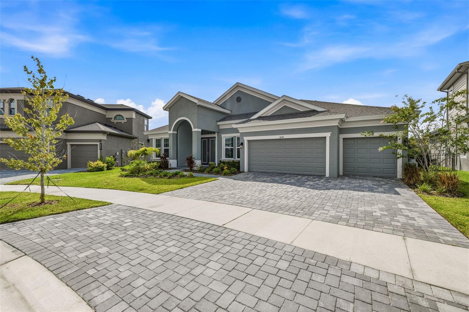 5254 Wolf Creek Dr photo 3