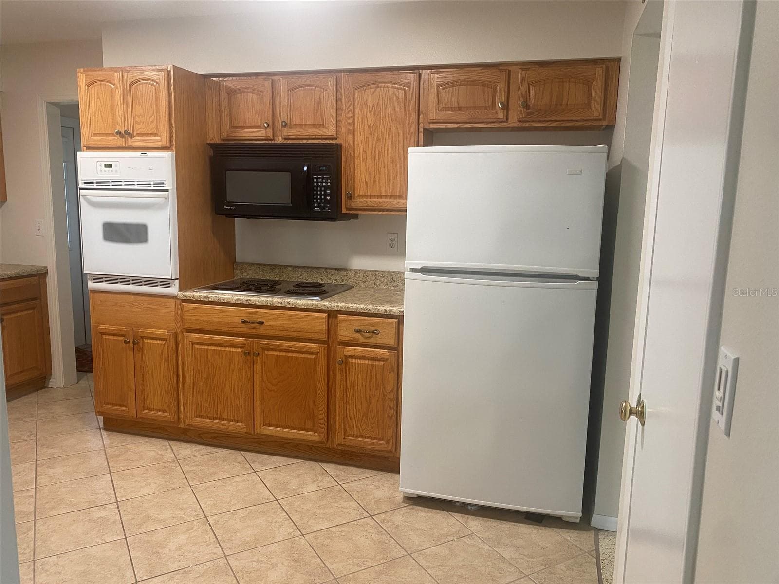 1001 Augusta Dr photo 5