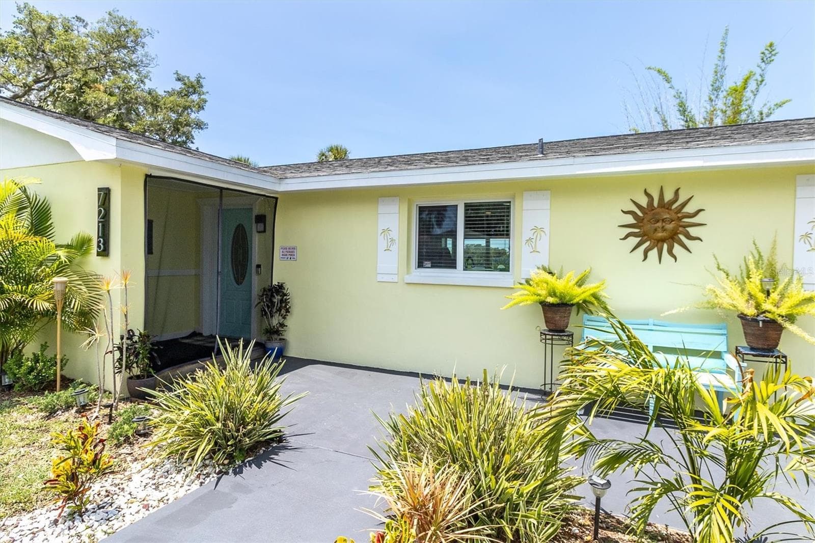 7213 Peninsular Dr photo 2
