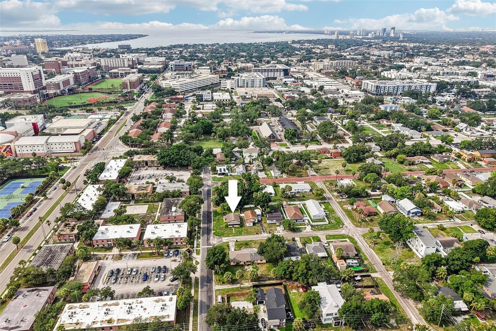 1002 W Nassau St photo 5