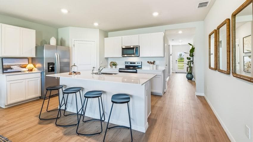 5419 Silver Moonlight Dr photo 3