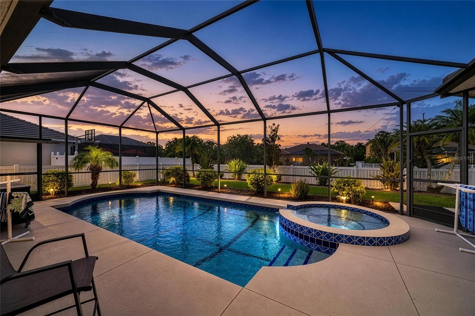 1401 Pinyon Pine Dr photo 3