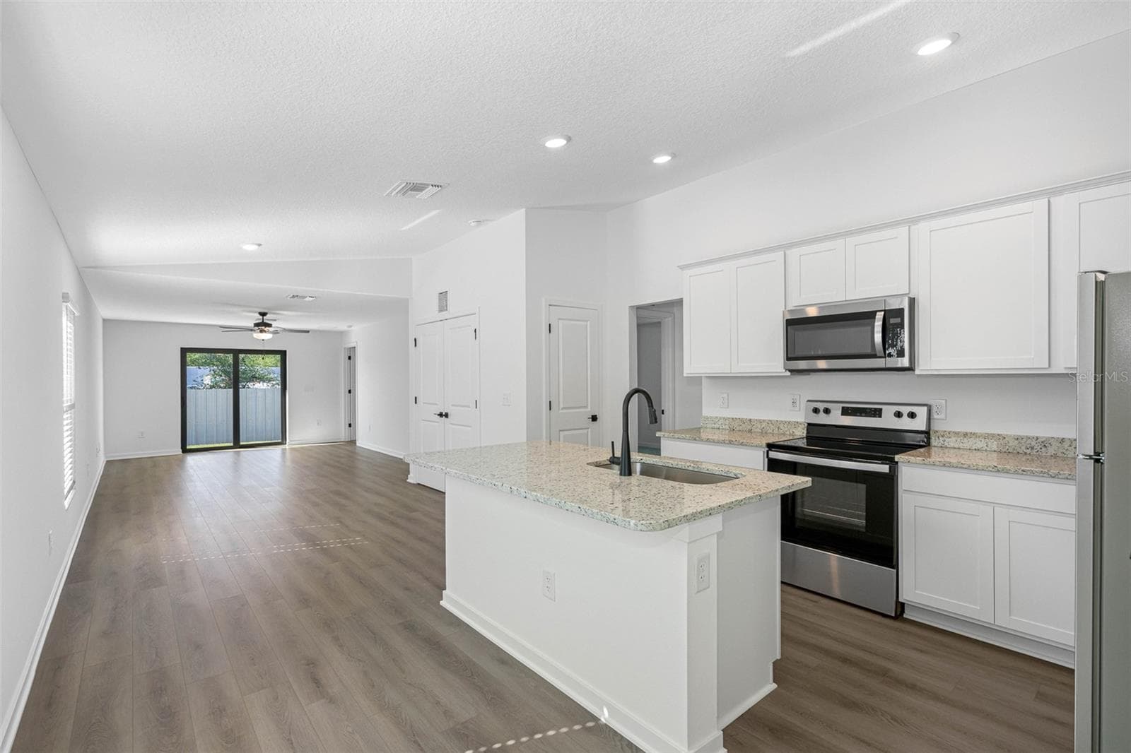 7154 Canopy Ln photo 2