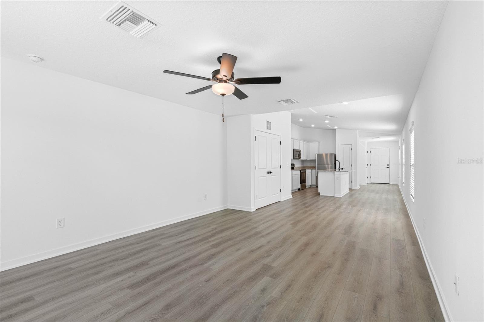 7154 Canopy Ln photo 4