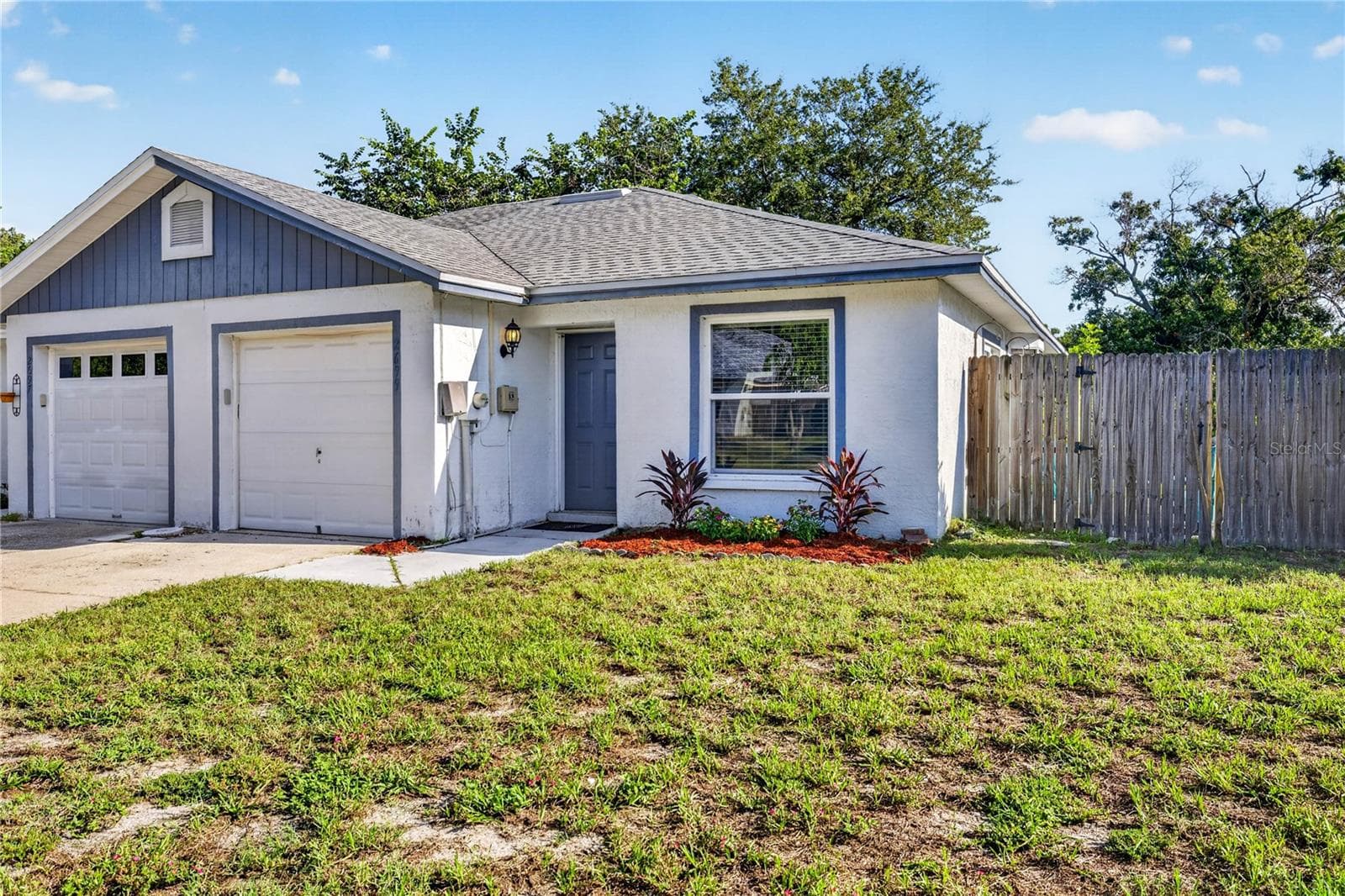 2699 MacKlin CT photo 2