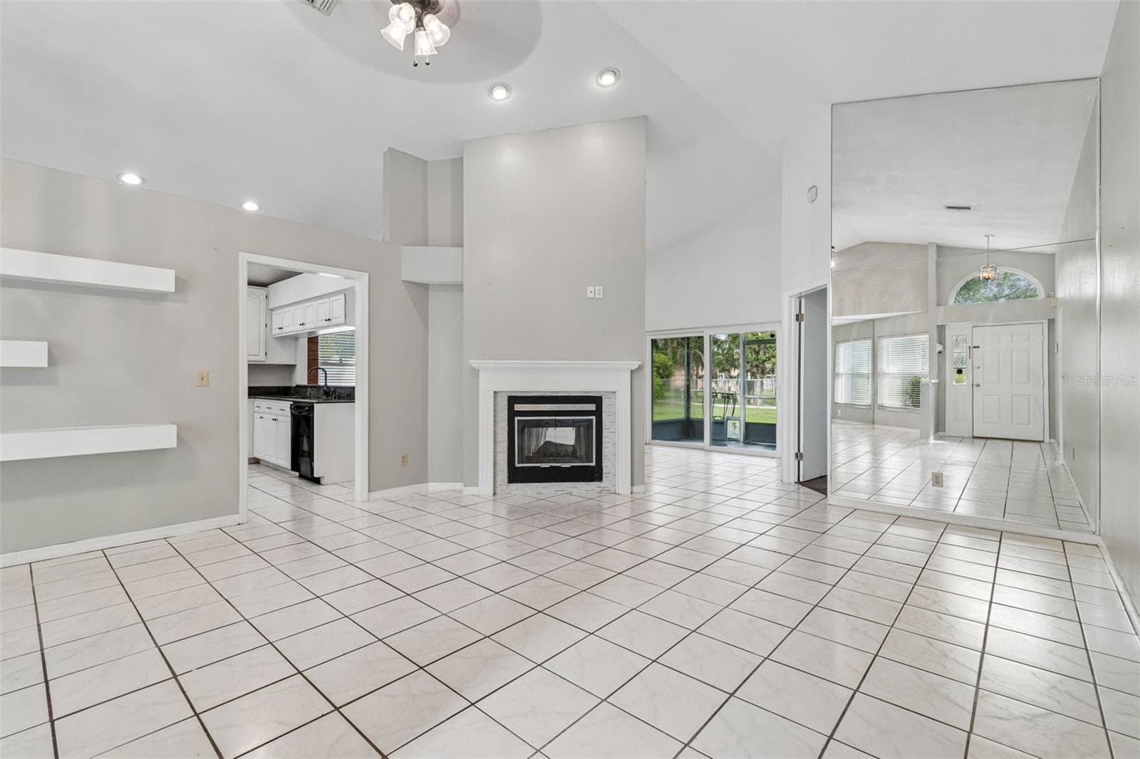 4133 Barret Ave photo 4