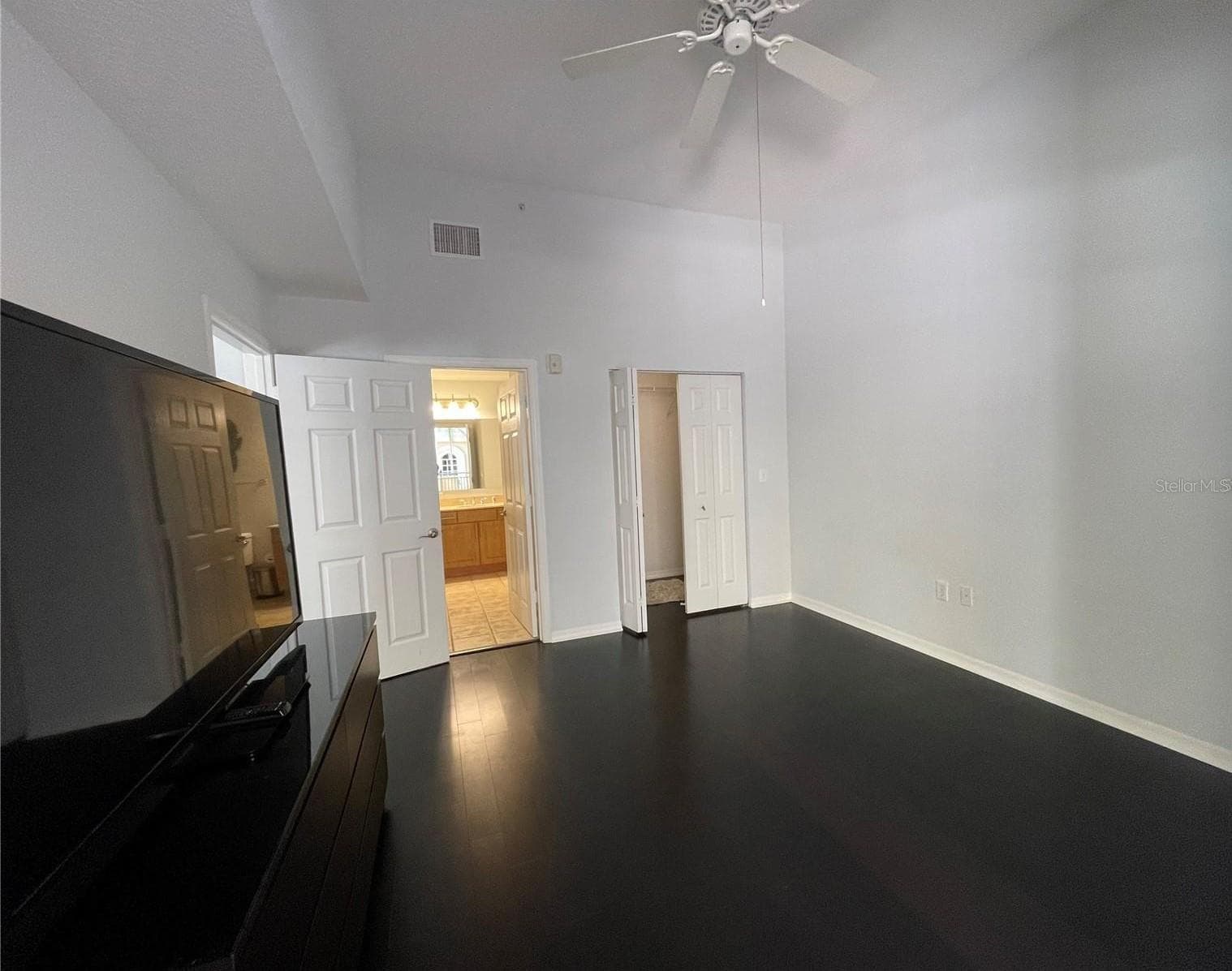 1064 N Tamiami Trl #1122 photo 3