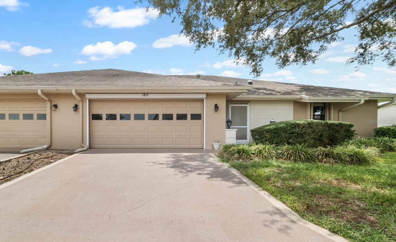 1317 Leland Dr photo 2