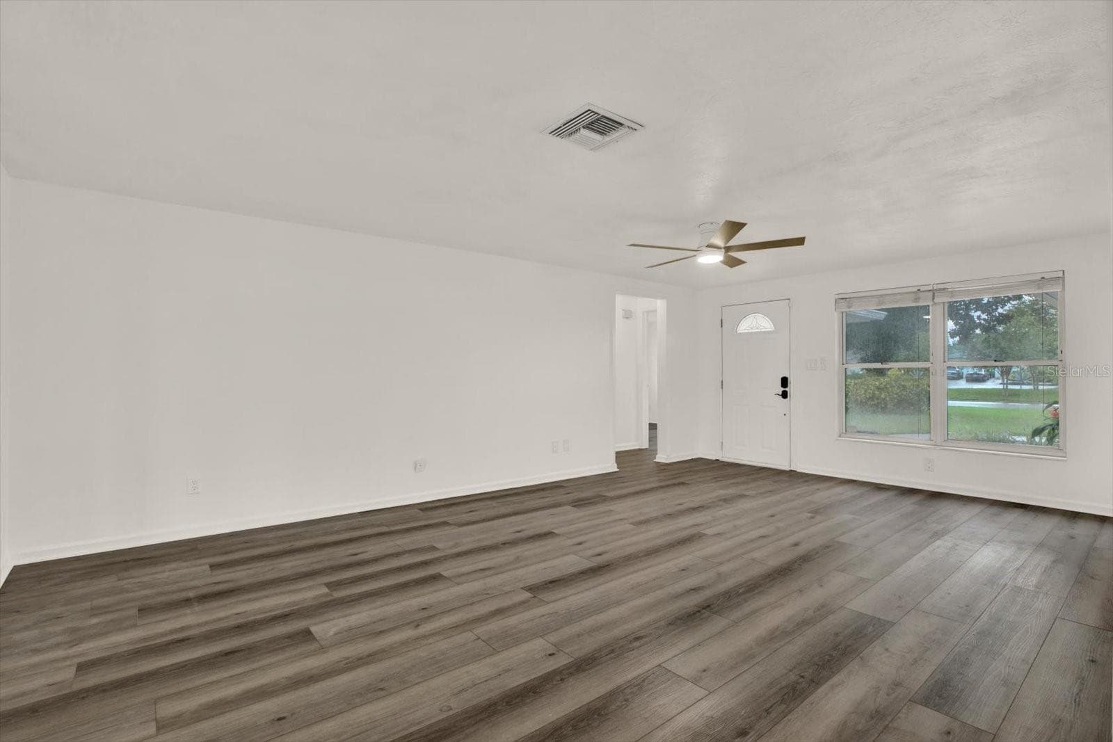 5995 Blossom Lake Dr photo 4
