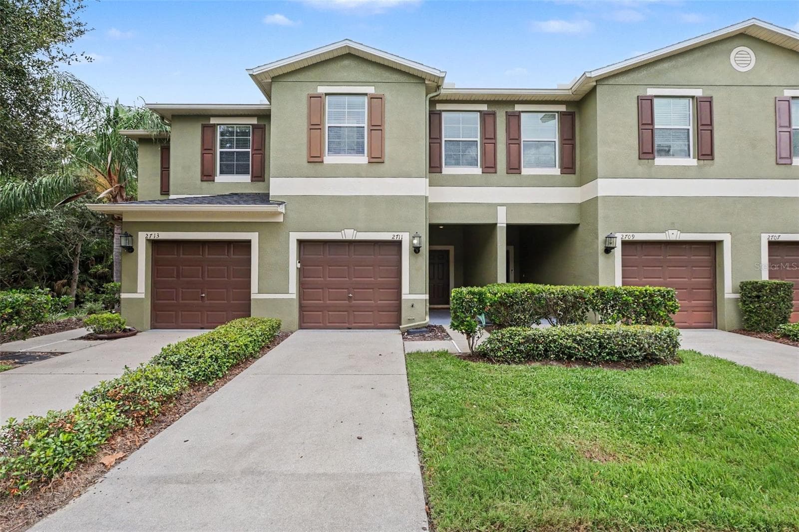 2711 Isabella Valley CT photo 2