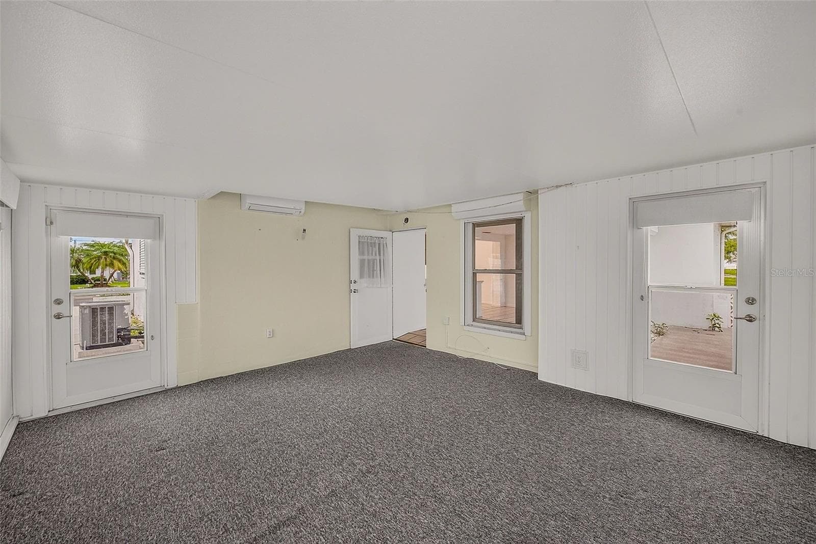 14144 87th Ave photo 3