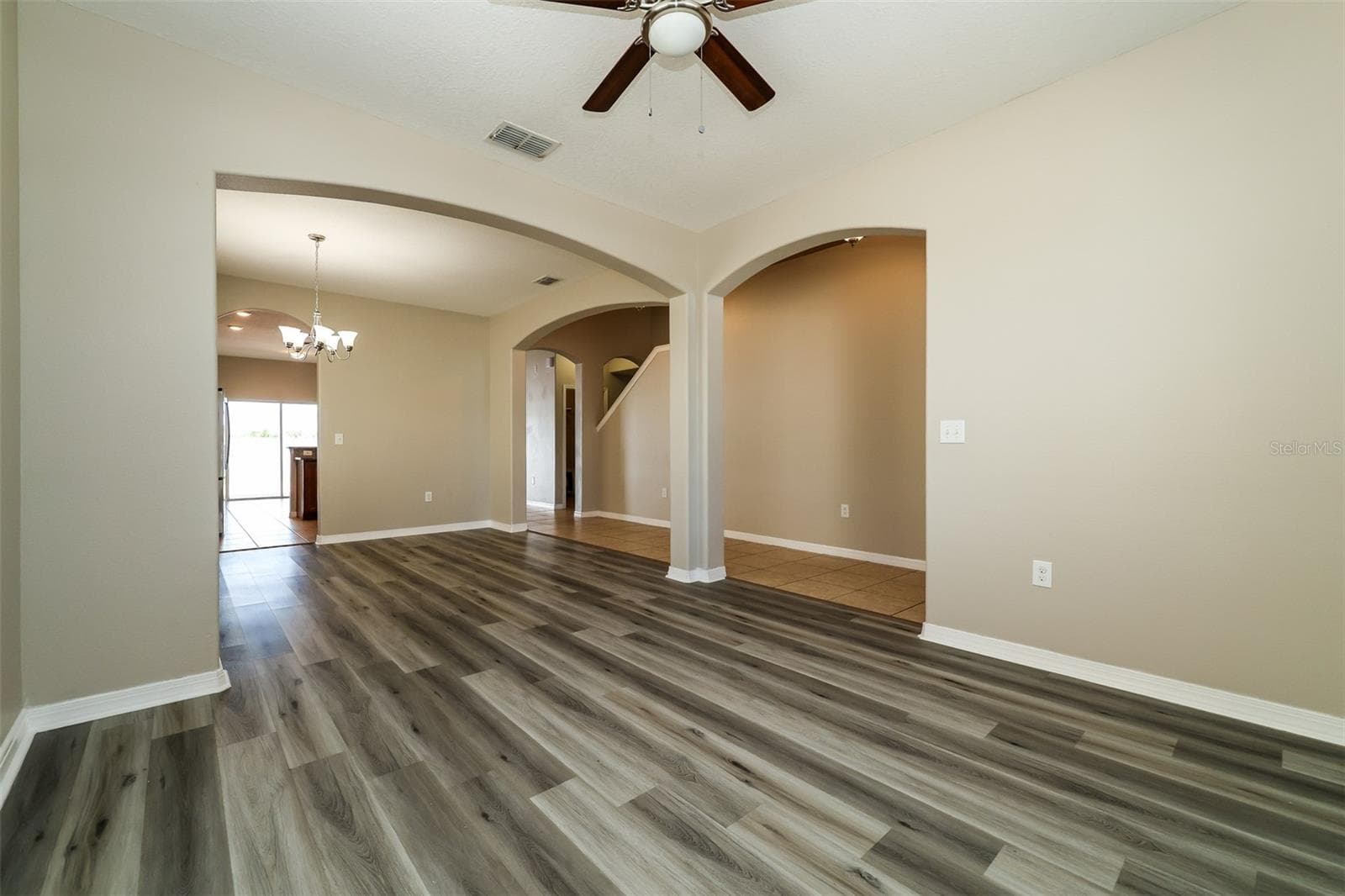 2322 Dovesong Trace Dr photo 3