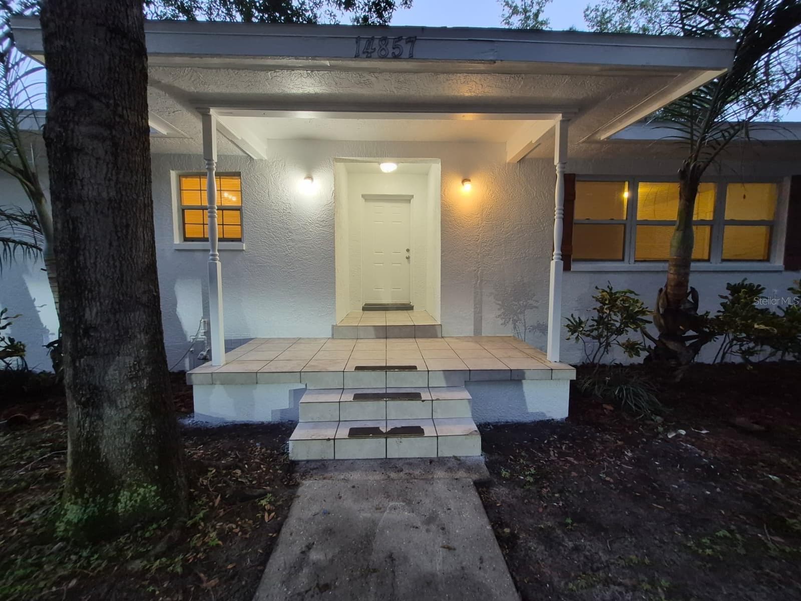 14857 Sunset St photo 4