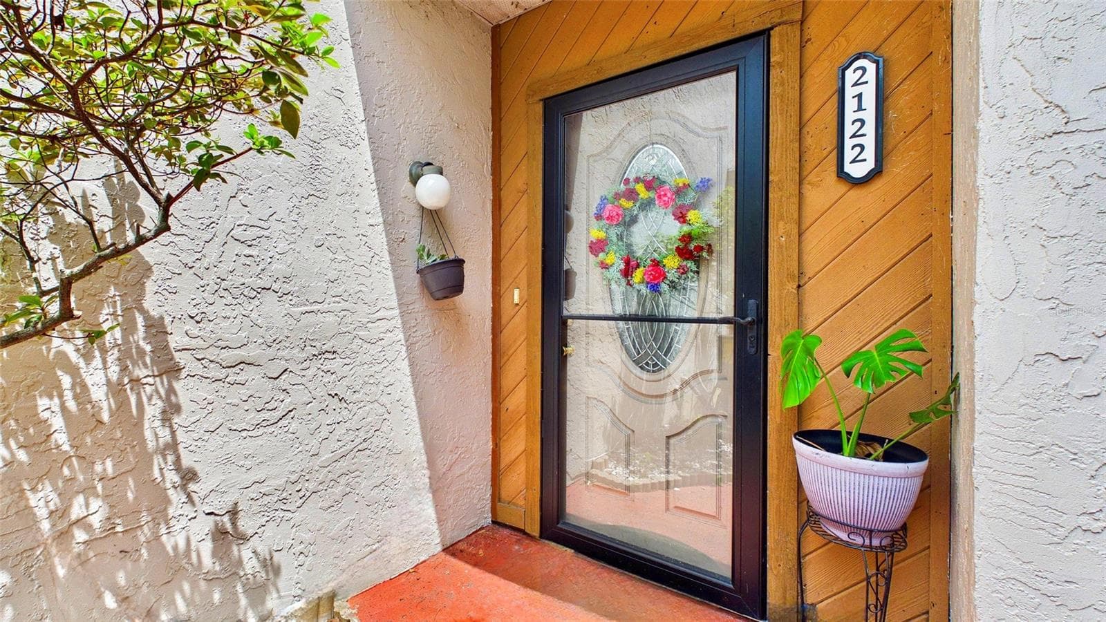 2122 Tarpon Landings Dr photo 3