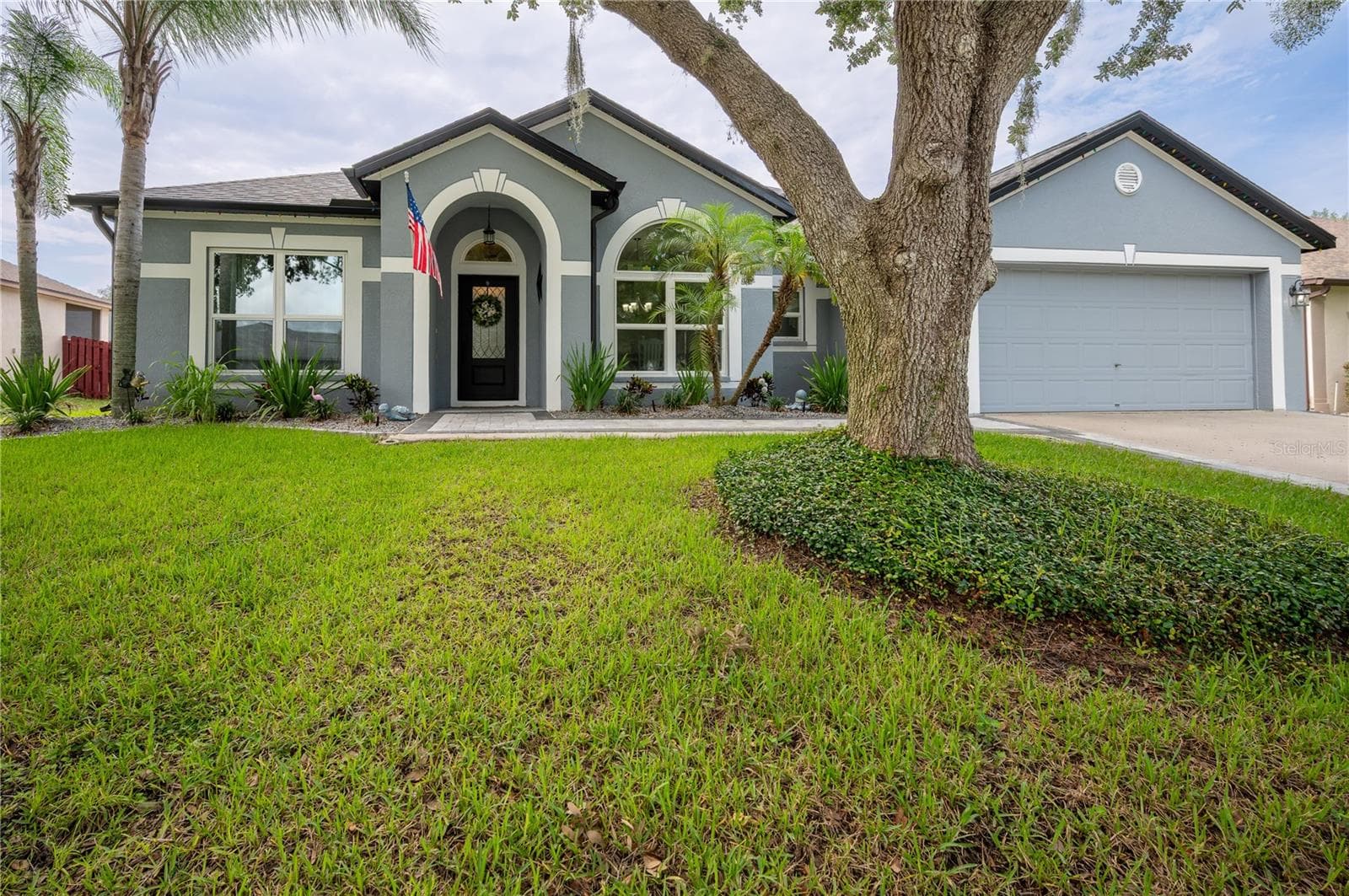 12408 Riverglen Dr photo 4
