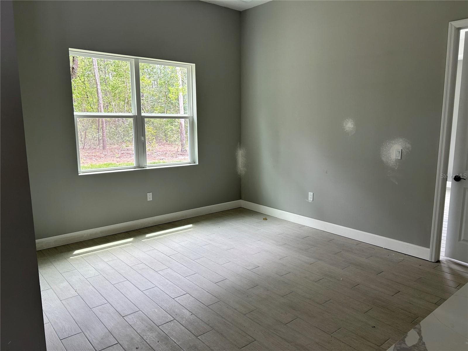 13248 Quigley Ave photo 5