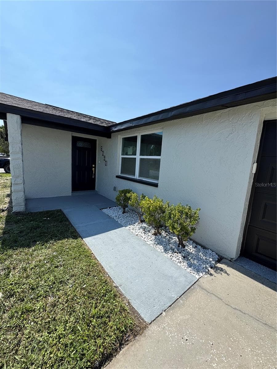 6205 Westport Dr photo 2