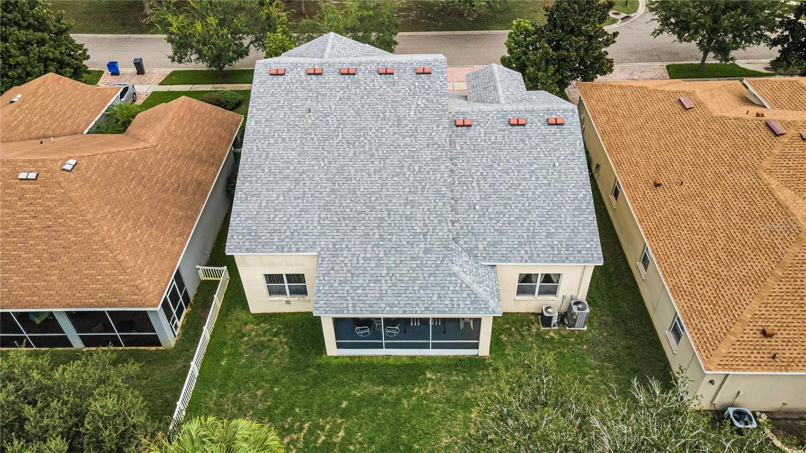 11217 Laurel Brook CT photo 3