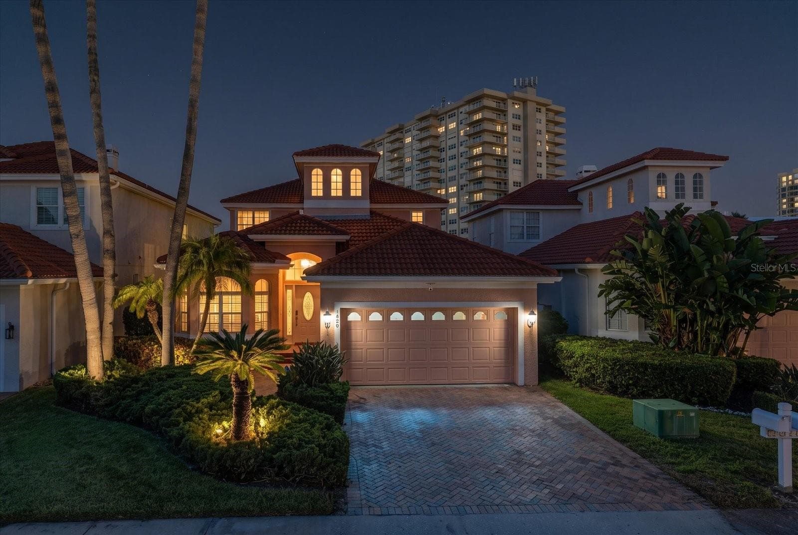 1620 Sand Key Estates CT photo 2