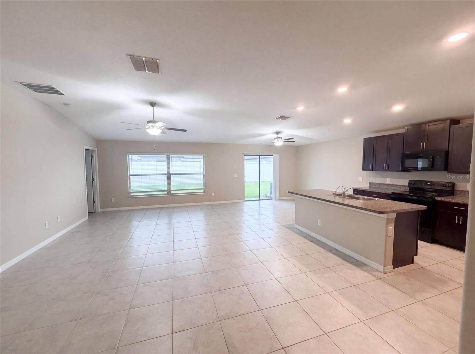 39693 Harvest Creek Ln photo 4