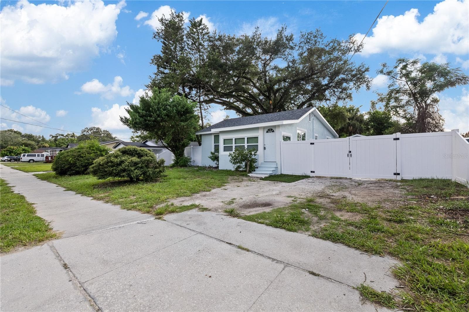 8714 N Blvd photo 2