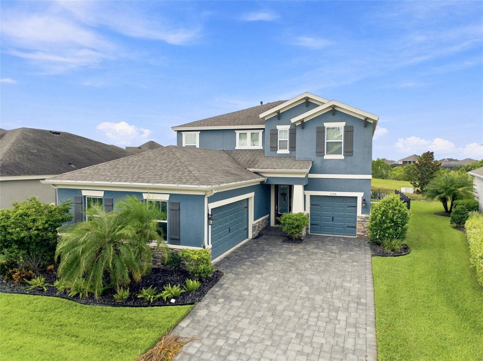 5306 Silver Sun Dr photo 2