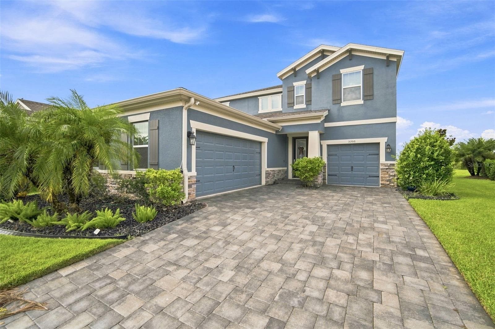 5306 Silver Sun Dr photo 3